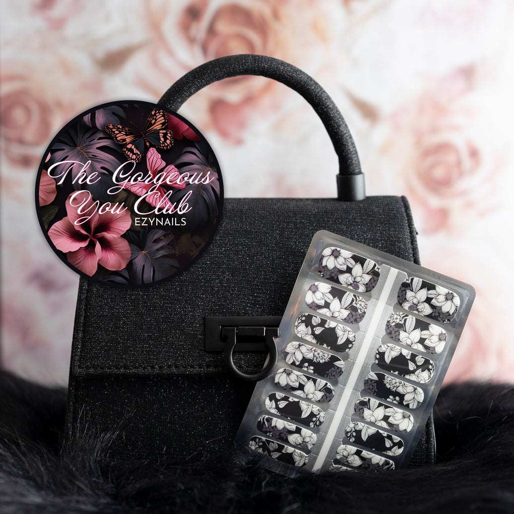EZYNails Design Spotlight – Black and White Floral Fascination Nailwraps