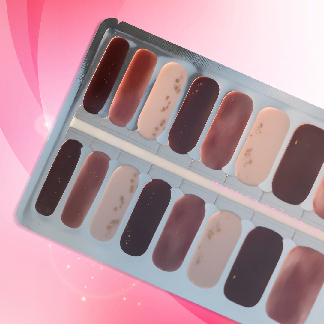 Mocha Mousse Martini Nailwraps