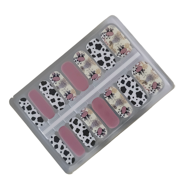 Moo moo glam - Cow Print & Floral Fun Nailwraps
