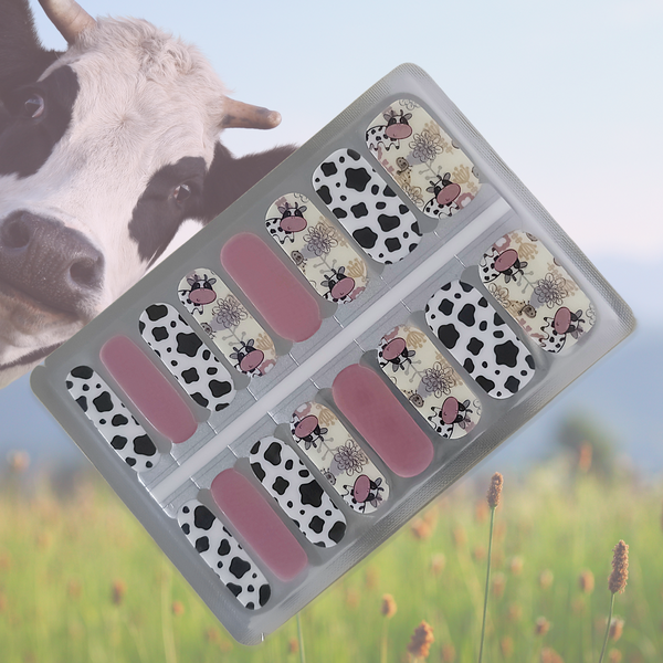 Moo moo glam - Cow Print & Floral Fun Nailwraps