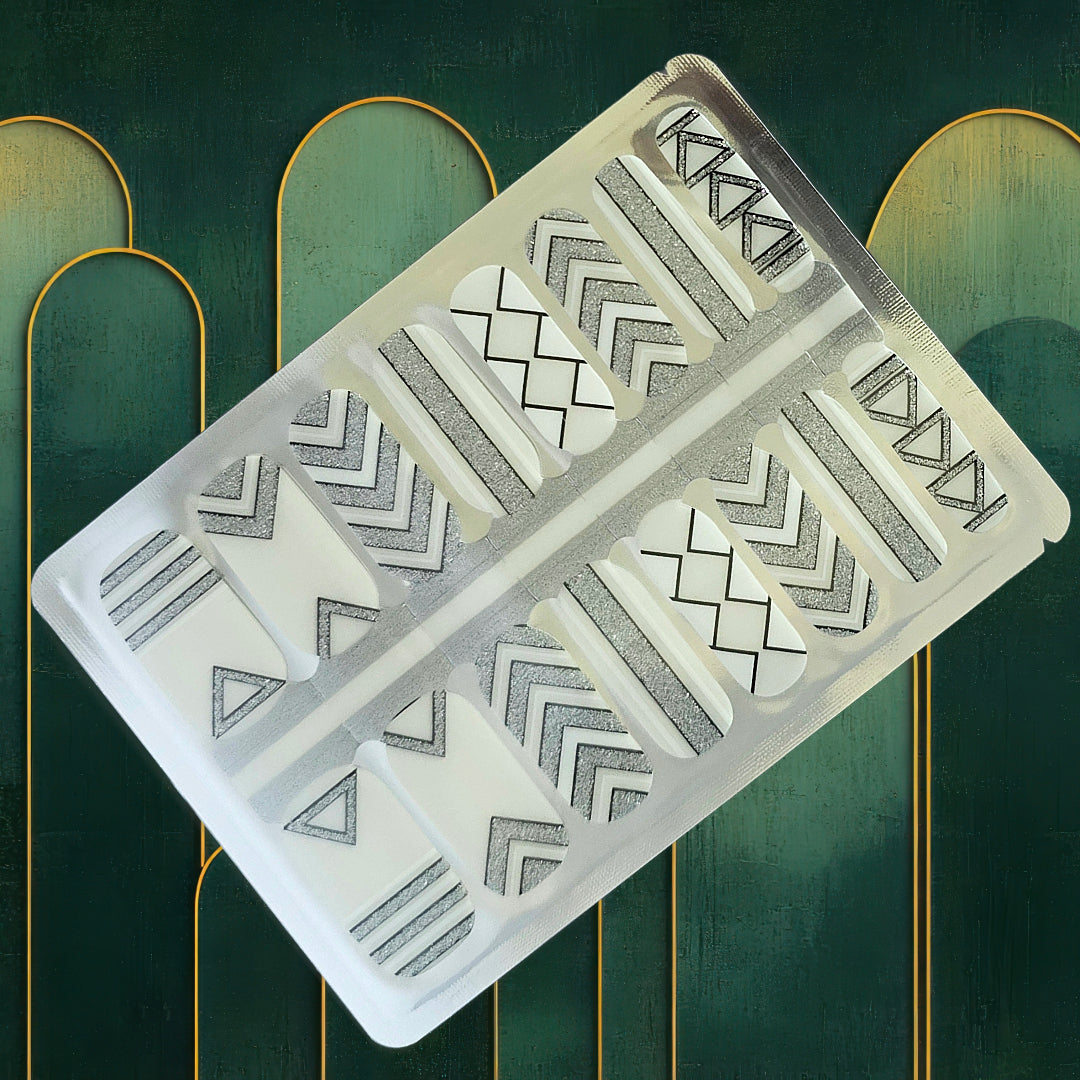 Monochrome Maze Nailwraps – Silver & White Geometric Nail Stickers