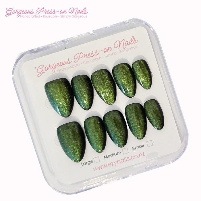 Poison Ivy Cat-Eye Almond Press-On Nails