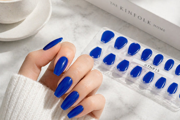 Glass Chrome, Glazed Finishes & Moody Winter Shades: The Nail Trends Dominating 2026
