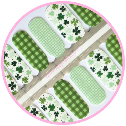 Lucky Charm 4 Leaf Clover Gingham Check Nail Wraps