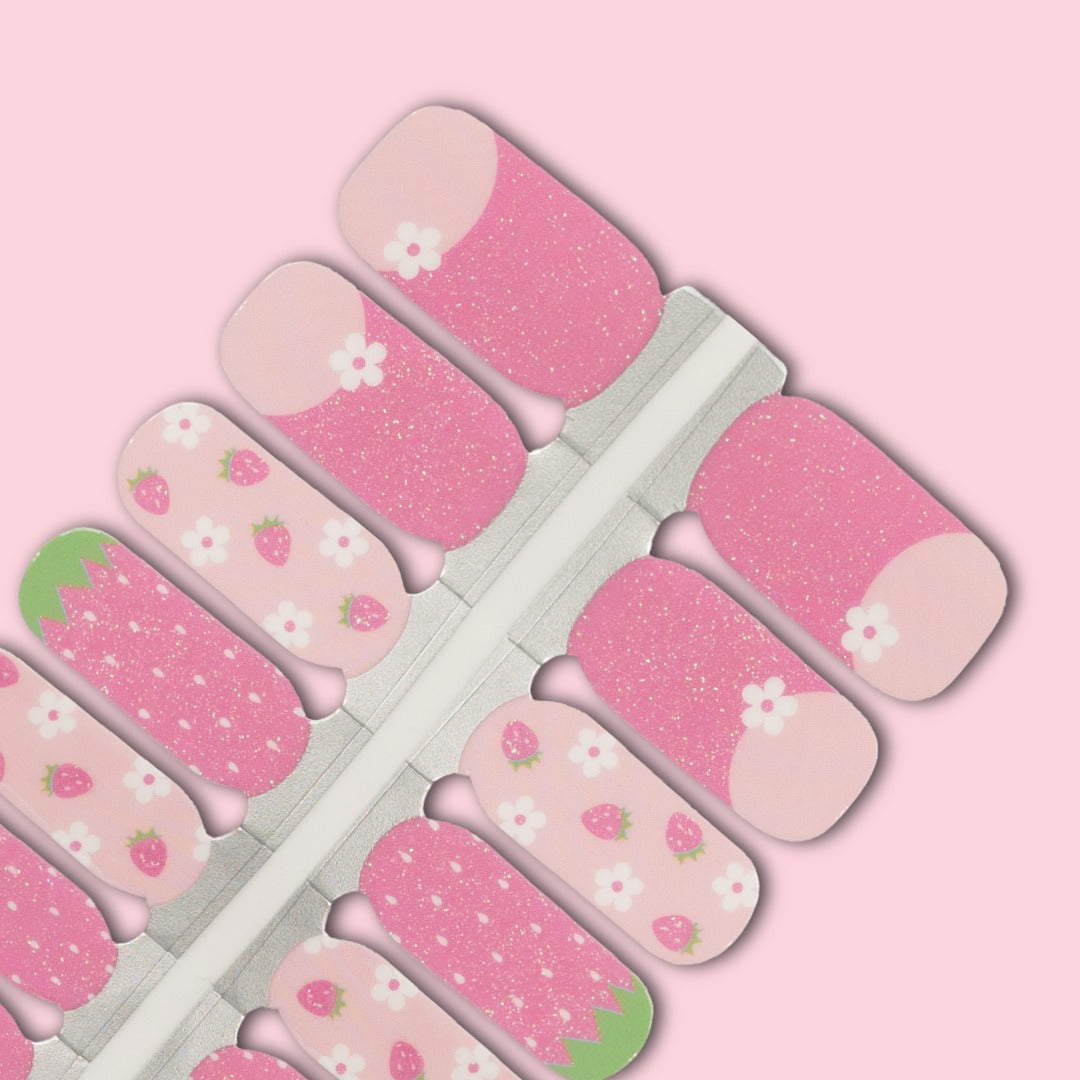 Kids Berry Sweet – Strawberry & Daisy Pink Nail Polish Nailwraps