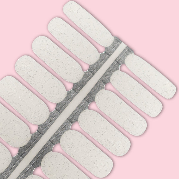 White Garden Glow Nailwraps 🌸✨