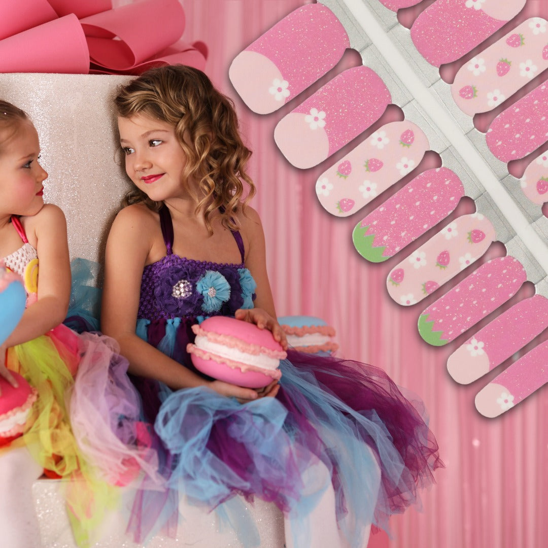 Kids Berry Sweet – Strawberry & Daisy Pink Nail Polish Nailwraps
