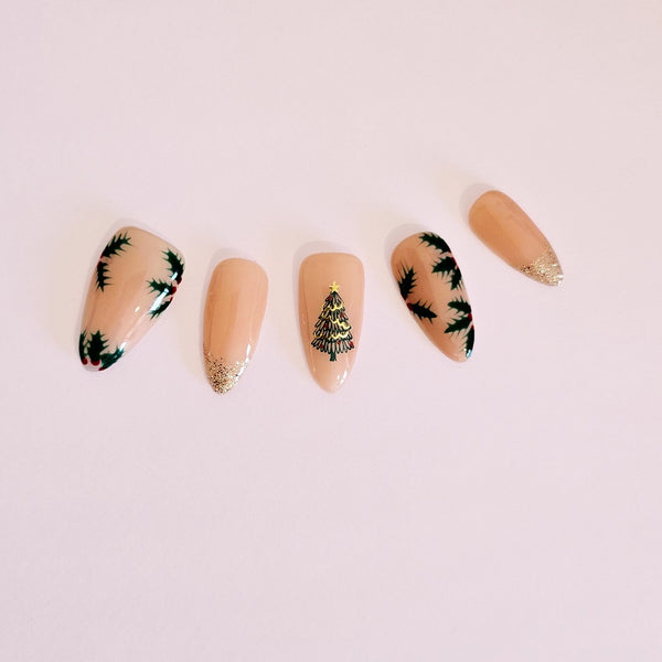 Merry & Manicured – Christmas Tree Press-Ons