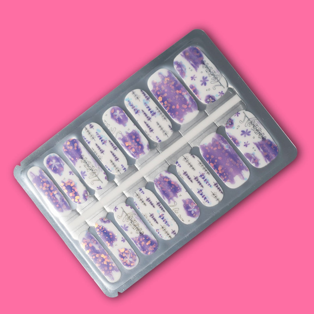 Christmas Lavender Wishes Nail Wraps by EZYNails