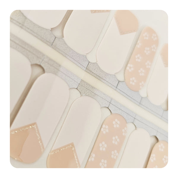 Elegant Blossom French Manicure Nailwraps