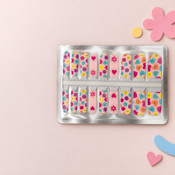 Kids Pink Smiley Heart Nail Wraps