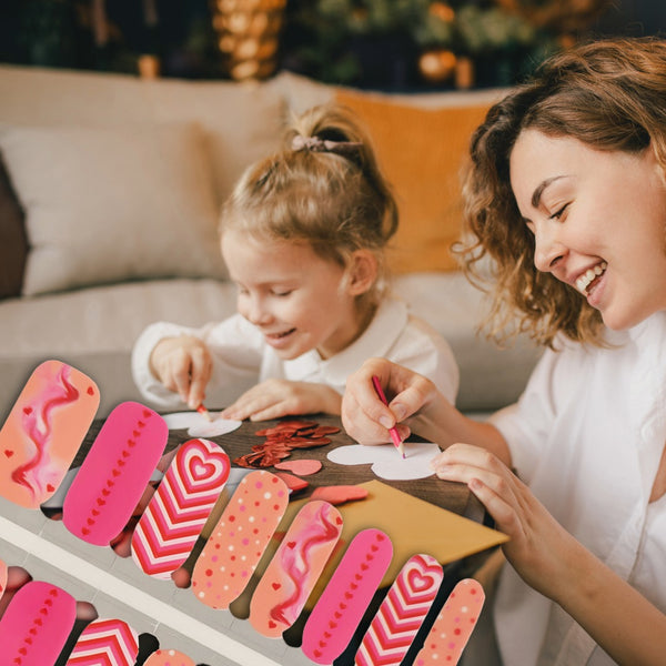 Sweetheart Swirls Nailwraps – Pink Heart Valentine Nails