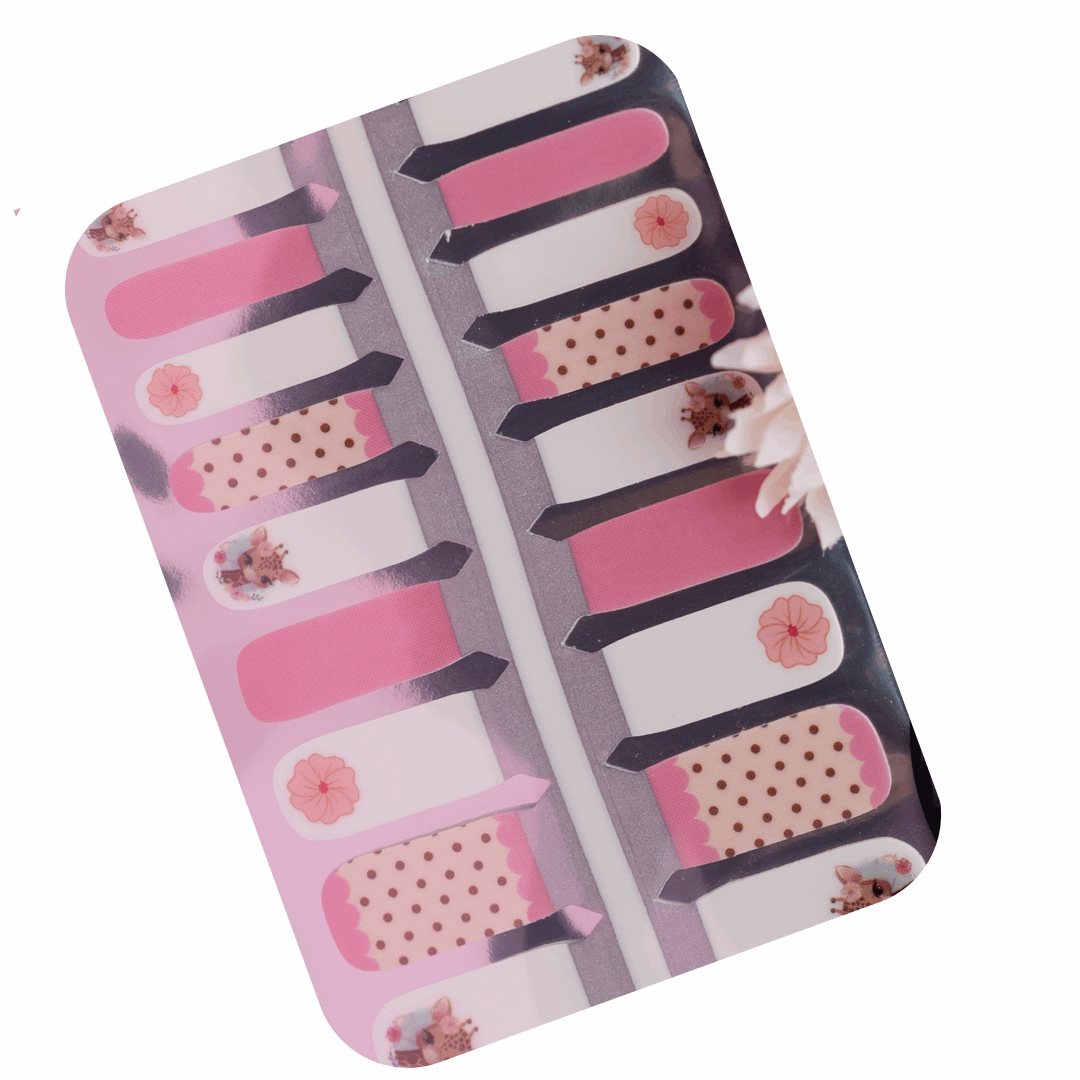 Children's Pretty Giraffe Nailwrap Set