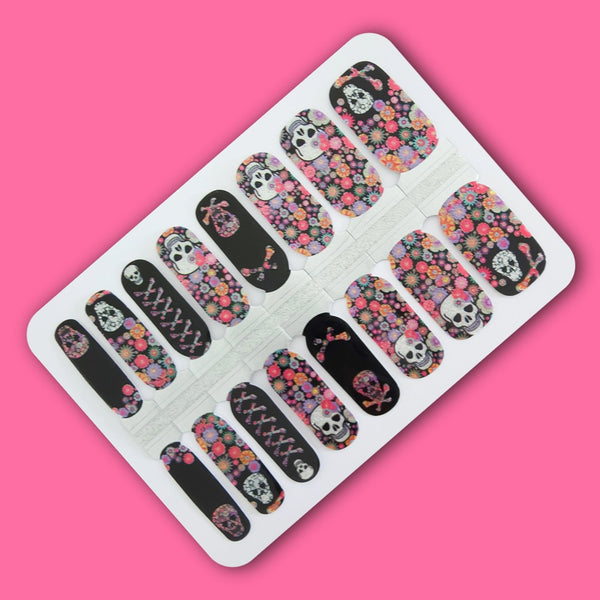 Skulls and Sparkles Halloween Nail Wraps