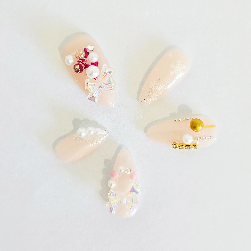 Snowflake Luxe Press-ons – Christmas Holiday Glam in Pearls & Pink