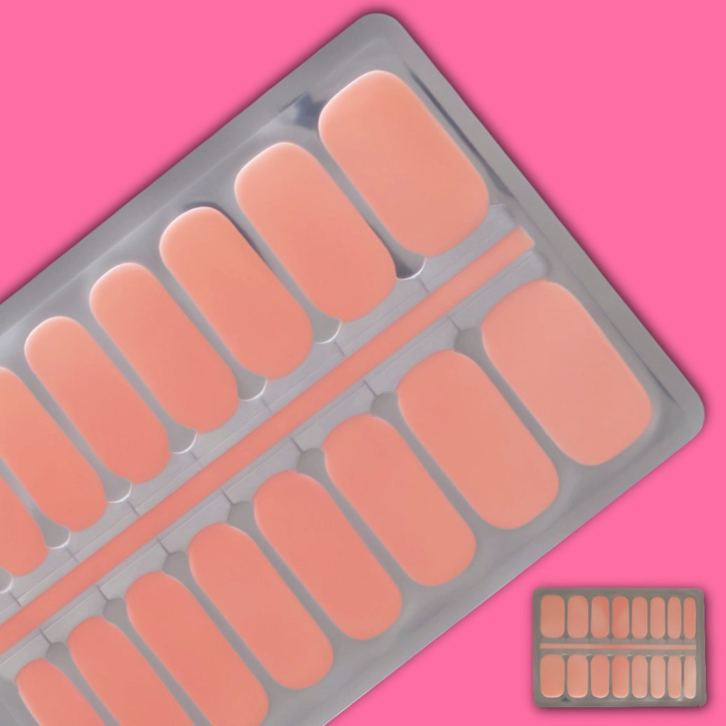 Apricot Glow Heat-Change Nail Wraps