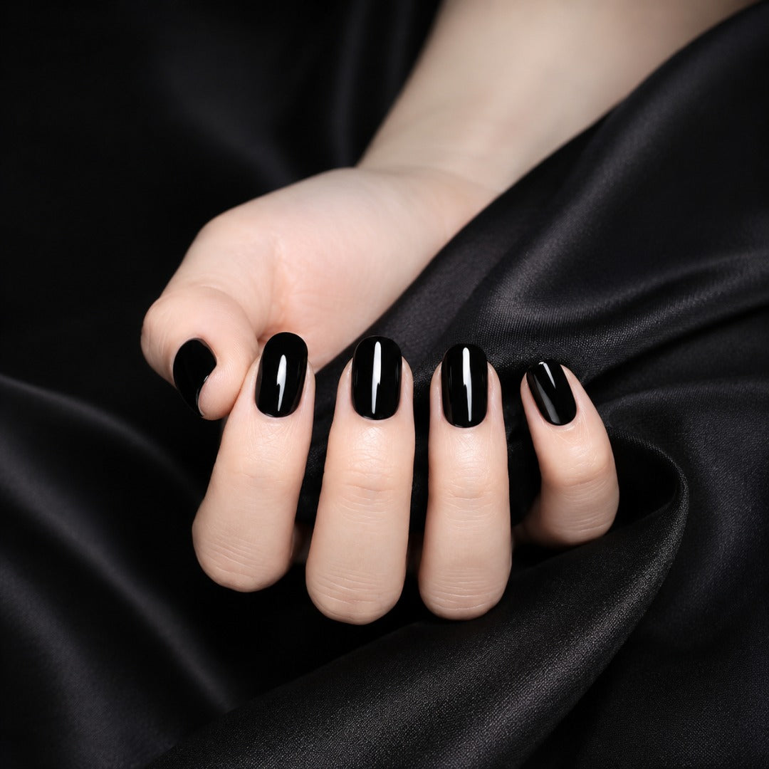The EZYNails Mani-Pedi Gel Wraps - Midnight black